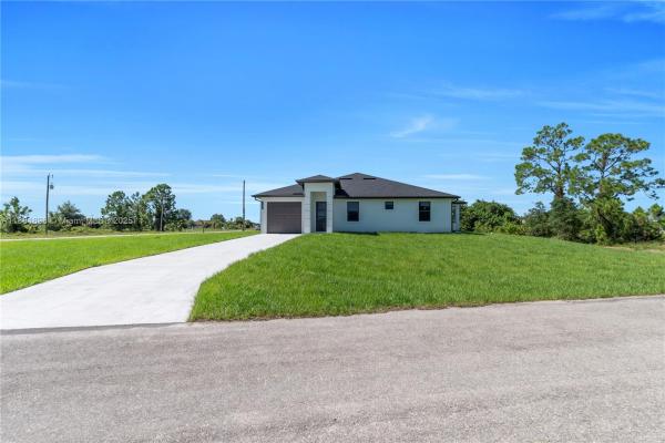 1110/1112 Eisenhower Blvd, Lehigh Acres, Florida 33974, image 1