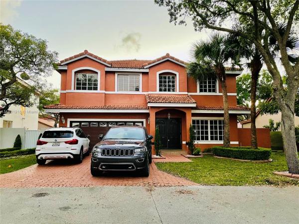 8950 NW 189th Ter, Hialeah, Florida 33018, image 1