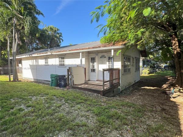 Coral Reef Homesites, 8920 SW 157th St, Palmetto Bay, Florida 33157, image 1