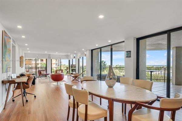 Yacht Harbour, 2901 S Bayshore Dr #6B, Miami, Florida 33133, image 1