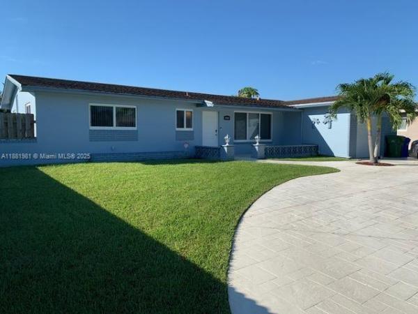 Pembroke Lakes, 10610 NW 22nd St, Pembroke Pines, Florida 33026, image 1