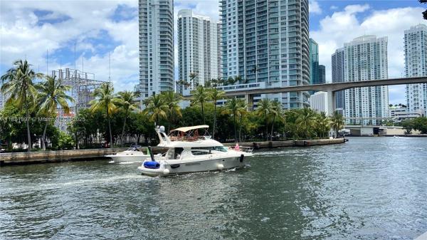 Latitude On The River, 185 SW 7th St #3704, Miami, Florida 33130, image 1
