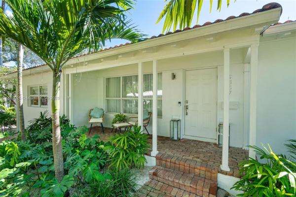 Miami Shores No HOA, 9357 NE 9th Pl, Miami Shores, Florida 33138, image 3
