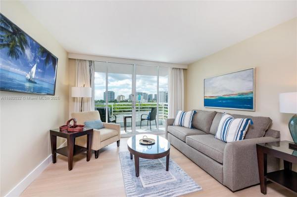 Gallery One, 2670 E Sunrise Blvd #724, Fort Lauderdale, Florida 33304, image 1