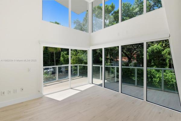 Lofts On Brickell, 1528 Brickell Ave #106, Miami, Florida 33129, image 1