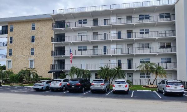 Leisure By The Sea East, 4117 Bougainvilla Dr 315 ##315, Lauderdale By The Sea, Florida 33308, image 1