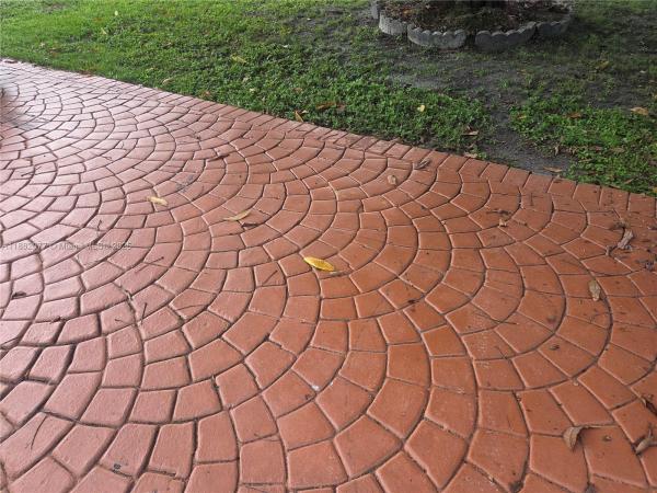 1787 NE 173rd St, Miami, Florida 33162, image 1