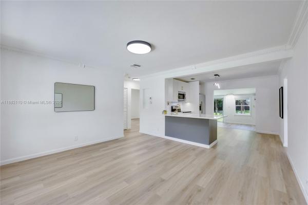 South Middle River, 1529 NW 2nd Ave, Fort Lauderdale, Florida 33311, image 1