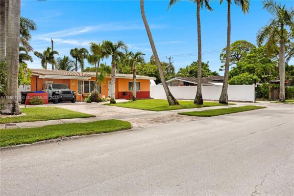 Riverland Village, 2248 SW 34th Way, Fort Lauderdale, Florida 33312, image 2