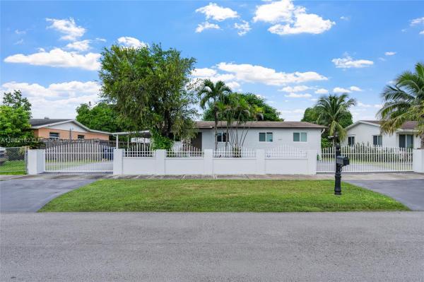 11831 SW 182nd Ter, Miami, Florida 33177, image 1