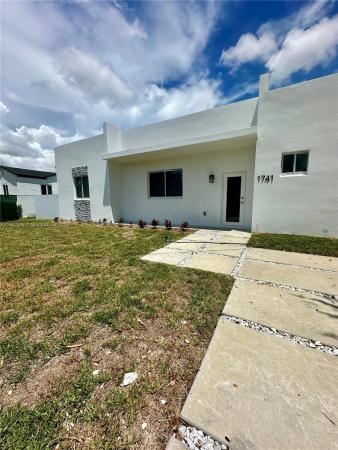 Tennyson Heights, 1741 NW 76 St, Gladeview, Florida 33147, image 3