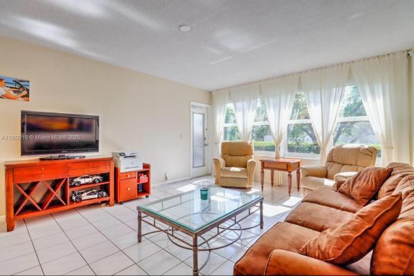 850 NE 12th Ave 210 ##210, Hallandale, Florida 33009, image 1