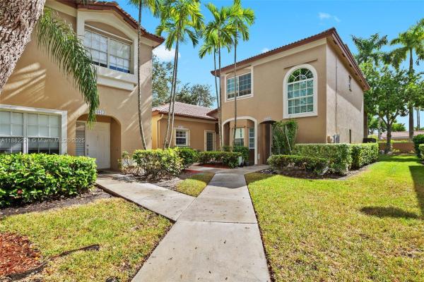 Emerald Courts, 16011 Emerald Cove Rd, Weston, Florida 33331, image 1
