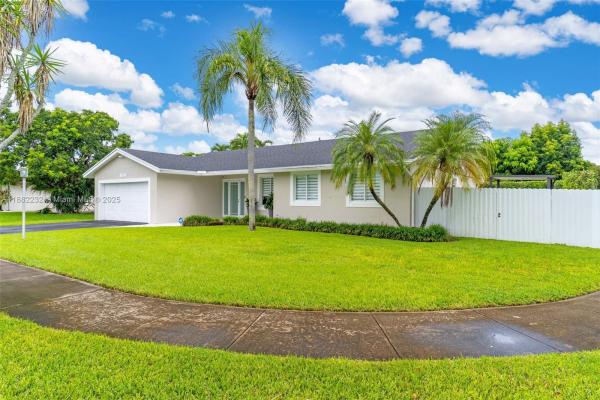 Caravel Country, 13925 SW 107th Ter, The Hammocks, Florida 33186, image 3
