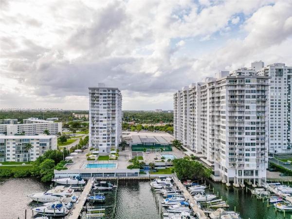 Del Prado, 18061 Biscayne Blvd #1701, Aventura, Florida 33160, image 1