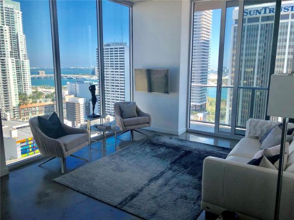 Centro, 151 SE 1st St #2402, Miami, Florida 33131, image 1