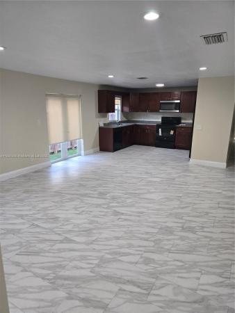 Hollywood Terrace, 2433 Garfield St, Hollywood, Florida 33020, image 1