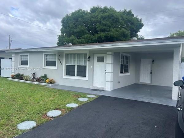 Royal Palms Park, 3040 NW 20th St, Fort Lauderdale, Florida 33311, image 2