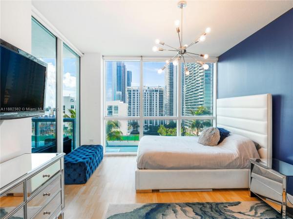 Platinum, 480 NE 30th St #1103, Miami, Florida 33137, image 1