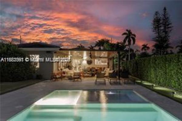 284 NE 116th St, Miami, Florida 33161, image 1
