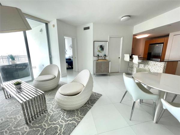 Wind, Miami, Florida 33130, image 2