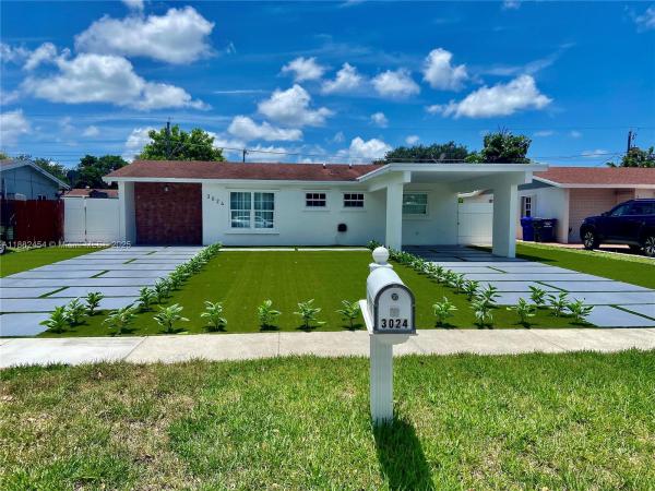 Driftwood Estates, 3024 N 73rd Ter, Hollywood, Florida 33024, image 1