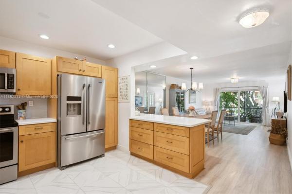 611 S Hollybrook Dr #205, Pembroke Pines, Florida 33025, image 1