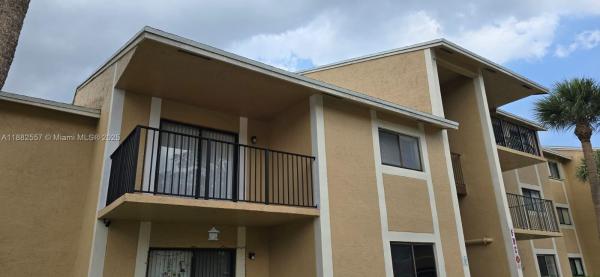 The Palms Of Pembroke, 9491 Palm Cir S 201 ##201, Pembroke Pines, Florida 33025, image 1