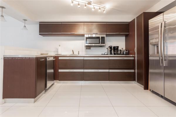 Roney Palace, 2301 Collins Ave #1023, Miami Beach, Florida 33139, image 1