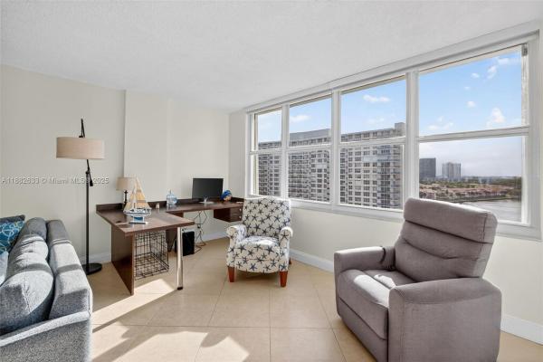 3725 S Ocean Dr #1127, Hallandale Beach, Florida 33019, image 3