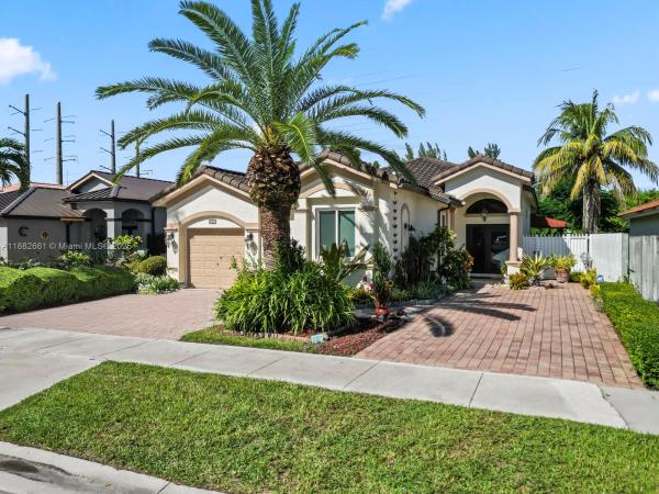 Riviera Trace, 1038 NW 136th Ct, Tamiami, Florida 33182, image 2
