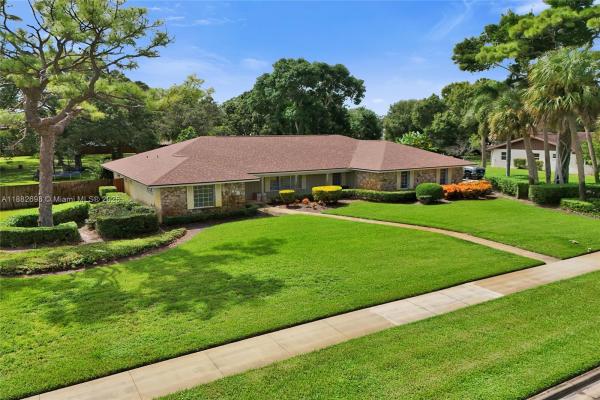 Maravilla Estates, 1021 Grandview Blvd, Fort Pierce, Florida 34982, image 1