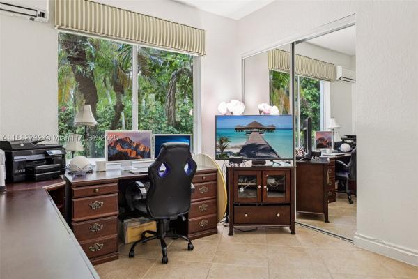 Grande Bay Estates, 11759 Paradise Cove Ln, Wellington, Florida 33449, image 2