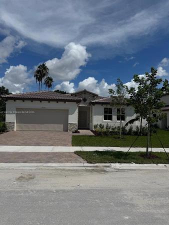 2225 SE 30th St #2225, Unincorporated Dade County, Florida 33035, image 1