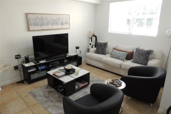 Coronado, 8899 NW 107 Ct #209, Doral, Florida 33178, image 1