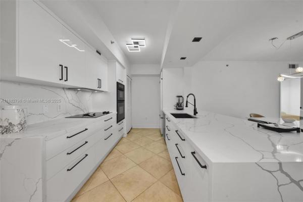 Beach Club 2, 1830 S Ocean Dr #4704, Hallandale Beach, Florida 33009, image 2