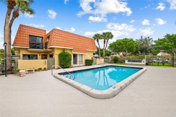 Woodlake Village Townhomes, 4242 NW 114th Ter ##42, Coral Springs, Florida 33065, image 1