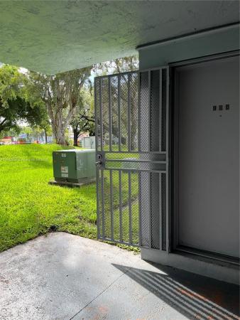 210 Fontainebleau Blvd #108, Unincorporated Dade County, Florida 33174, image 1