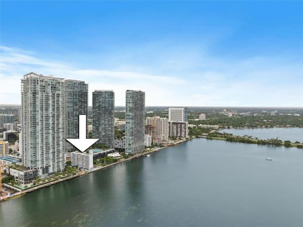 Bayview Tower, 555 NE 30 St #901, Miami, Florida 33137, image 1
