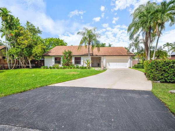 15531 SW 54th Ter, Miami, Florida 33185, image 1