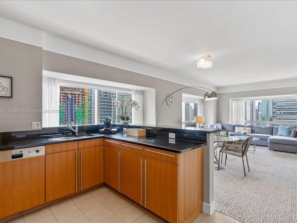 Four Seasons Hotel, 1435 Brickell Ave #3212, Miami, Florida 33131, image 1