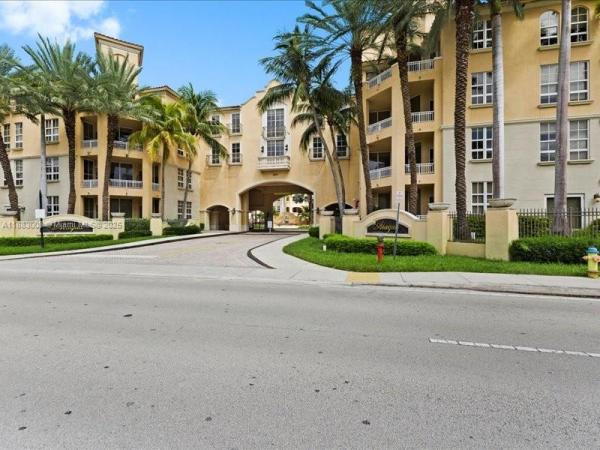 Alaqua, 3001 NE 185 St #121, Aventura, Florida 33180, image 1