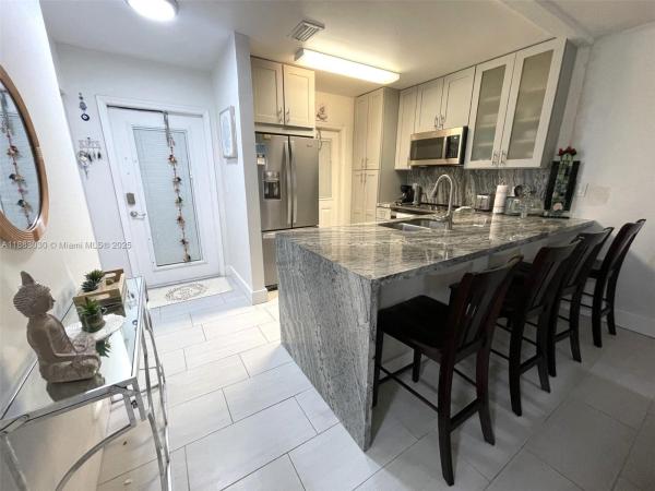Dogwood Gardens, 5103 NW 35th St 402 ##402, Lauderdale Lakes, Florida 33319, image 1