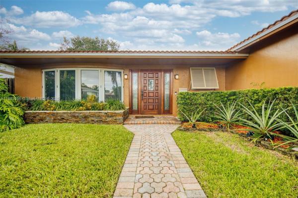 Hollywood Hills, 4815 Cleveland St, Hollywood, Florida 33021, image 2