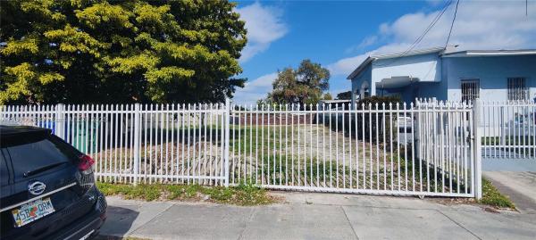 Holleman Manor, 1885 NW 32nd St, Miami, Florida 33142, image 1