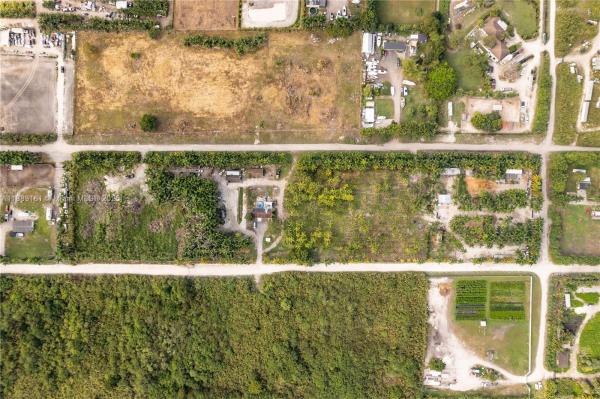 Unincorporated Dade County, Florida 33187, image 1
