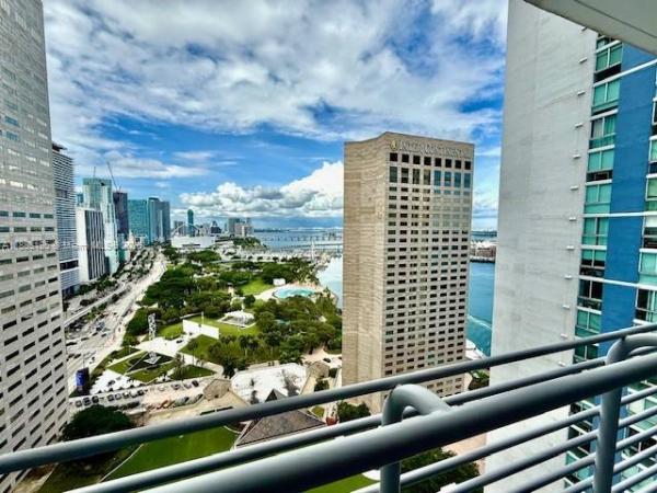 One Miami West, 325 S Biscayne Blvd #2924, Miami, Florida 33131, image 1