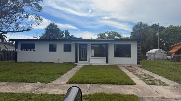 Lauderdale Manors, 1042 NW 13th St, Fort Lauderdale, Florida 33311, image 1