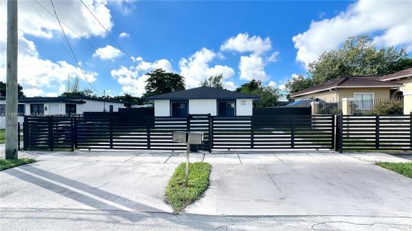 2490 NW 44th St, Unincorporated Dade County, Florida 33142, image 1