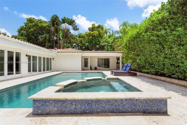 Riviera, 5810 Maggiore St, Coral Gables, Florida 33146, image 1